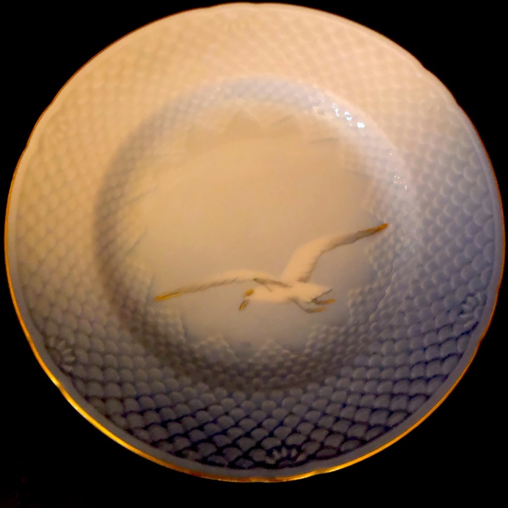Bing & Grondahl Sea Gull bread & butter plates. Set of 8